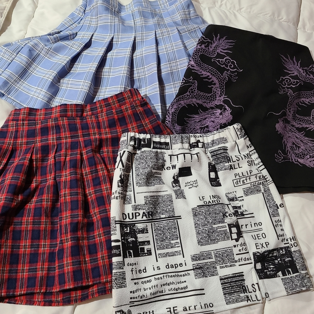 Girls skirt lot of 4 size 9y Shein